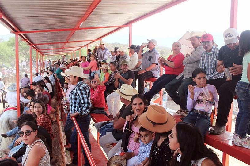 MEJORAN LIENZO EN COMUNIDAD DE TABASCO