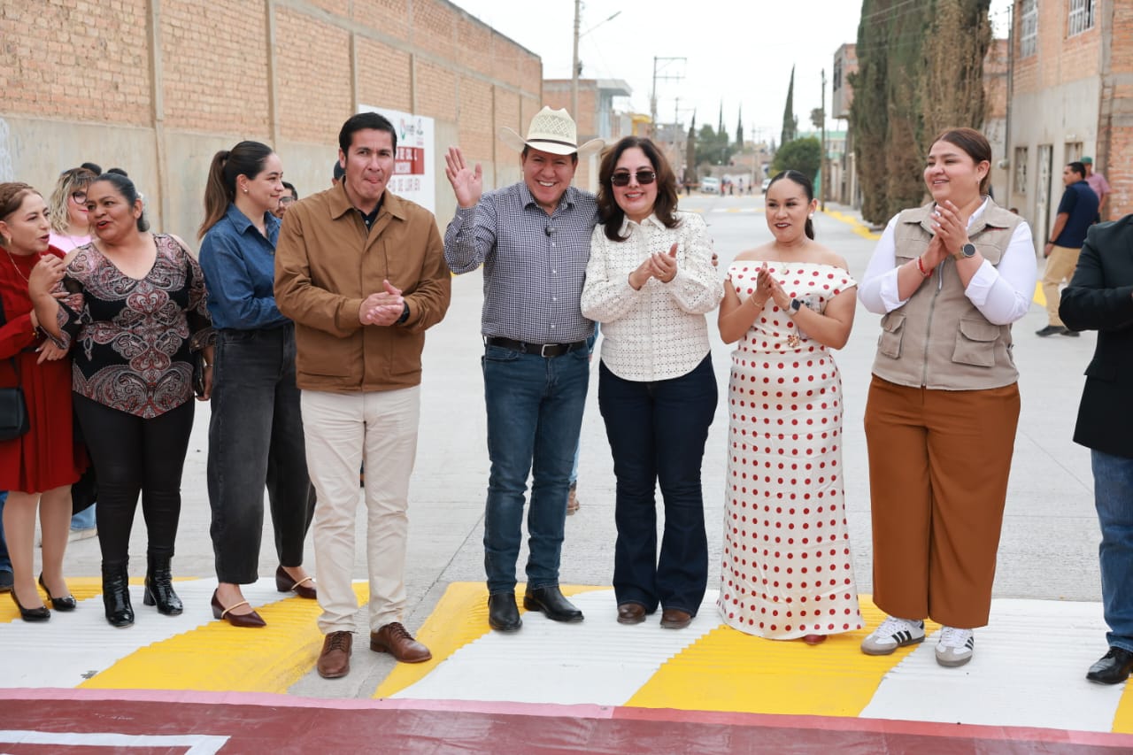 LLEVA DAVID MONREAL DESARROLLO Y PROGRESO A LORETO