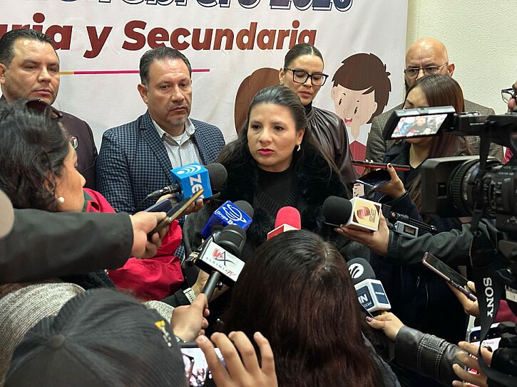 MANTIENE SEDUZAC DIÁLOGO PERMANENTE CON DOCENTES PARA GARANTIZAR LA CONTINUIDAD DEL CICLO ESCOLAR