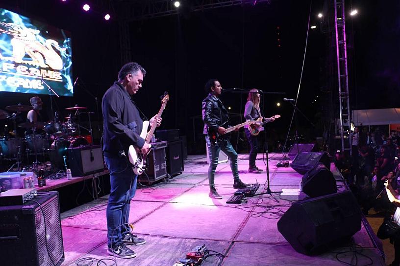 MOTOCICLISTAS CELEBRAN ANIVERSARIO CON CONCIERTO 