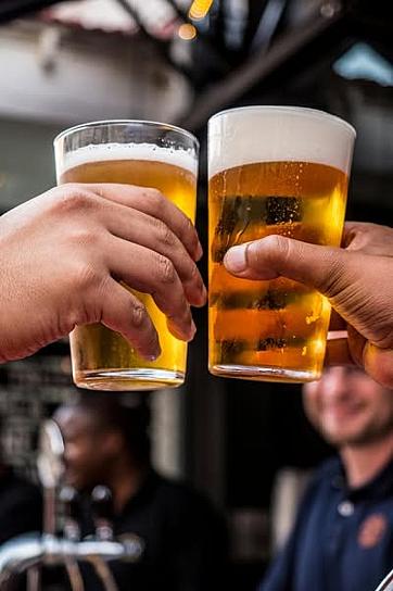 Mueren 23 personas por ingerir alcohol adulterado