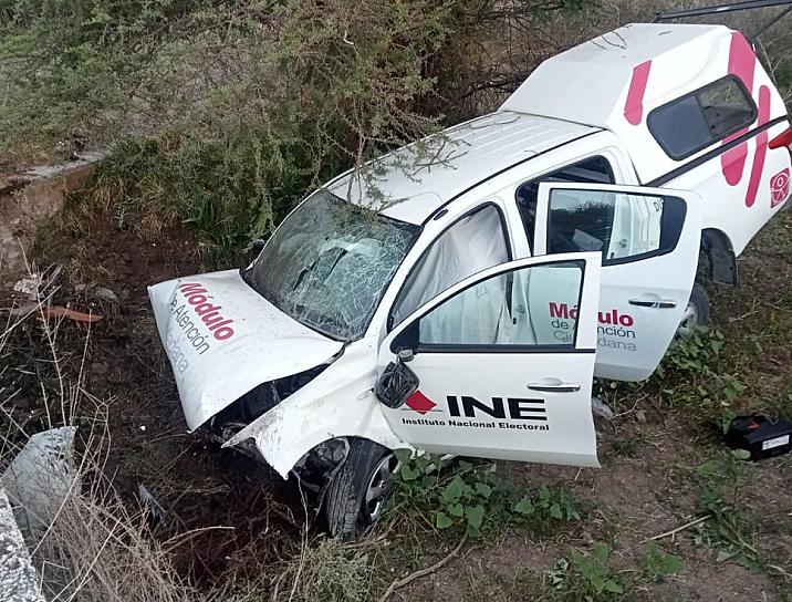 MUERTE TRABAJADOR DEL INE EN ACCIDENTE CARRETERO 