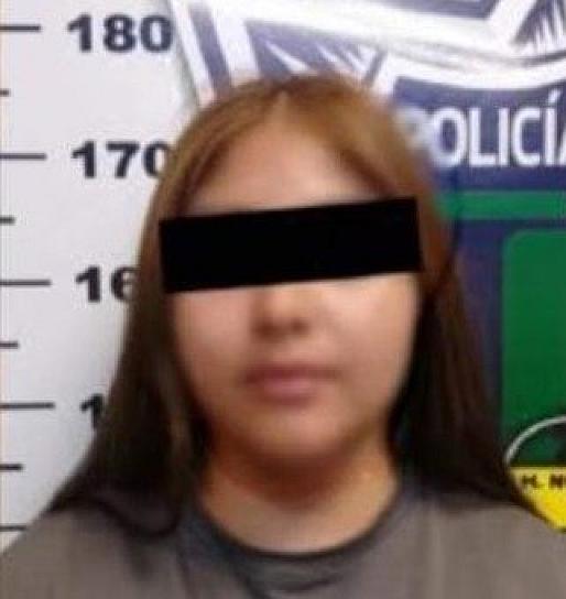 MUJER AGREDE A UNA MAESTRA POR ENVIARLE SOLICITUD A SU ESPOSO