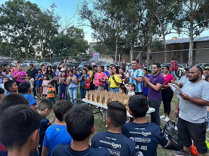 OTORGAN TÍTULOS DE LOS CAMPEONATOS DE FÚTBOL SOCCER EN LAS LIGAS INFANTILES DE JEREZ
