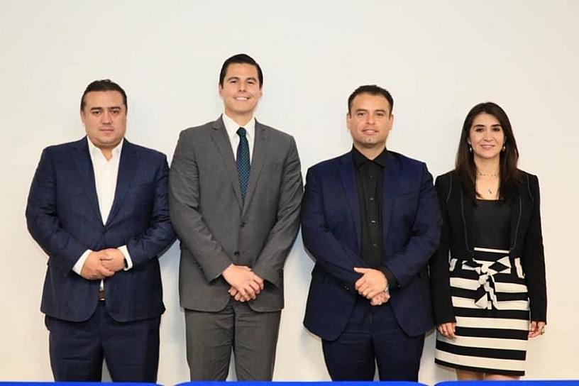 &nbsp;  BUSCA MIGUEL VARELA ALIANZAS CON EMPRESARIOS 