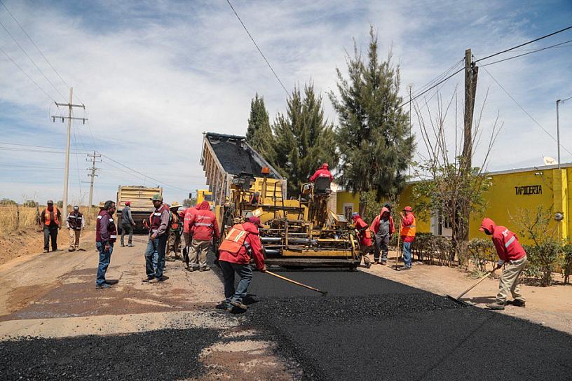 &nbsp;INVIERTE GOBERNADOR DAVID MONREAL EN LA REHABILITACIÓN DE CARRETERAS&nbsp;