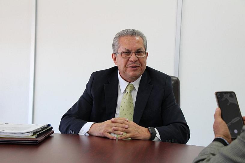 NIEGA DIRECTOR DEL ITSF ACUSACIONES 