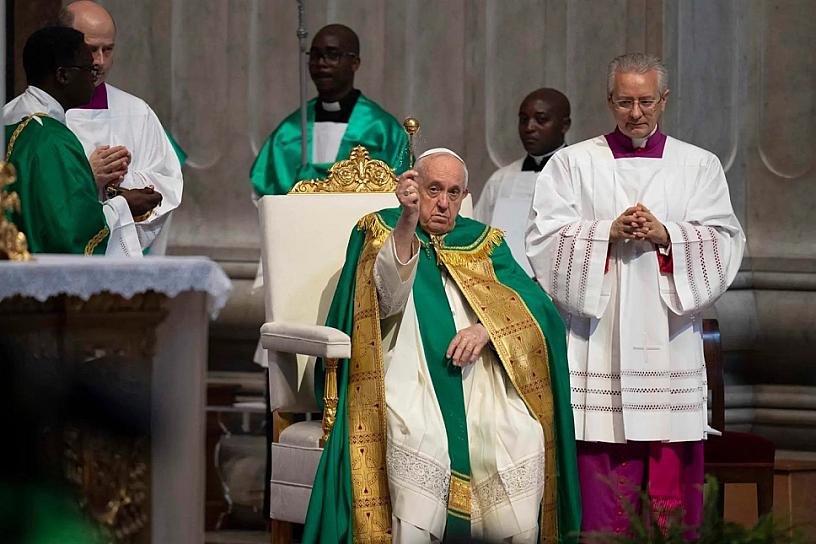 NIEGA EL PAPA FRANCISCO INTENCIÓN DE DIMITIR