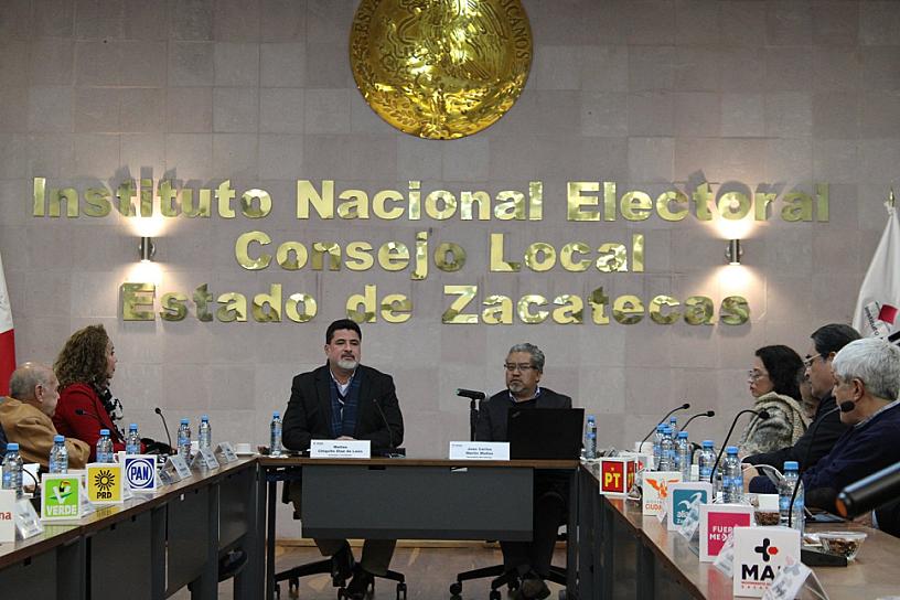 NIEGA INE MEDIDAS CAUTELARES POR ACTOS ANTICIPADOS DE PRECAMPAÑA EN CONTRA DEL PT 