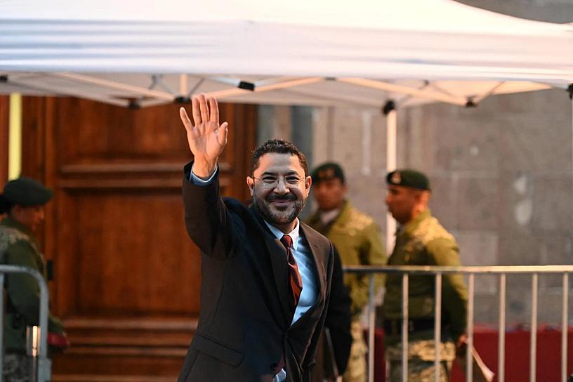 NOMBRA SHEINBAUM A MARTÍ BATRES COMO PRÓXIMO DIRECTOR DEL ISSSTE