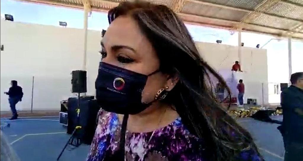 DEFIENDE NORMA CASTORENA A PERSONAL MÉDICO ANTE DECLARACIONES DEL GOBERNADOR