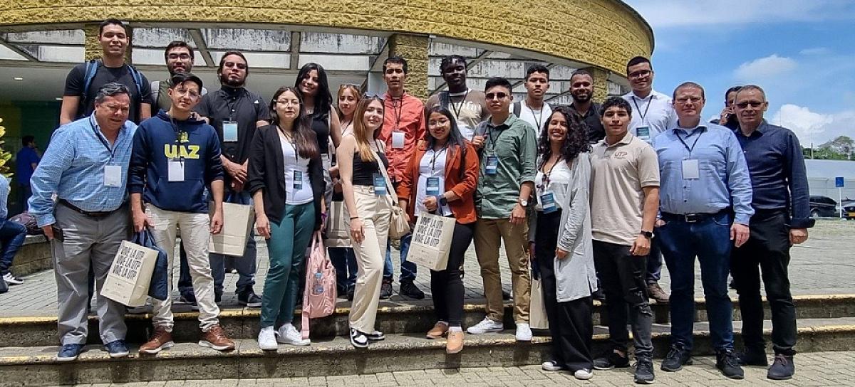 OBTIENEN ESTUDIANTES DE LA UAZ PRIMER LUGAR EN CONCURSO DE SOFTWARE
