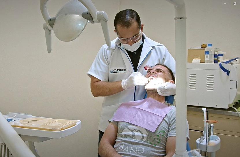 OFRECE CREE CONSULTAS MÉDICAS GRATUITAS 