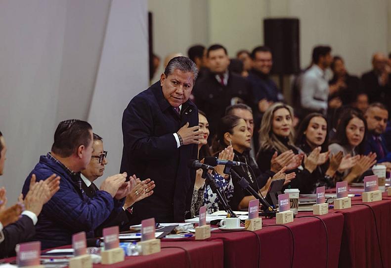 OFRECE DAVID MONREAL COLABORACIÓN PARA DAR VIABILIDAD FINANCIERA A LOS 58 MUNICIPIOS 