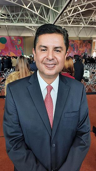 OFRECE EL PRI TRABAJAR CON ESTE GOBIERNO: ENRIQUE FLORES
