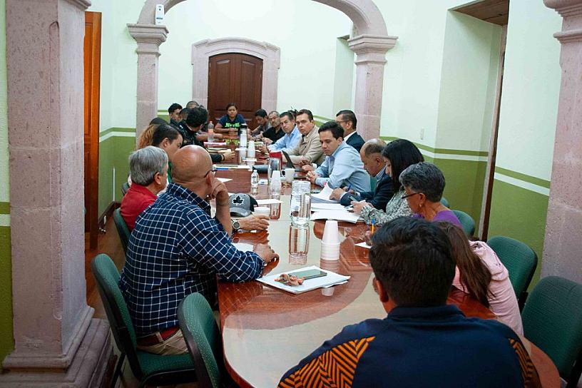OFRECE GOBIERNO DEL ESTADO APOYO A FAMILIAS AFECTADAS POR DESCARRILAMIENTO DEL TREN 
