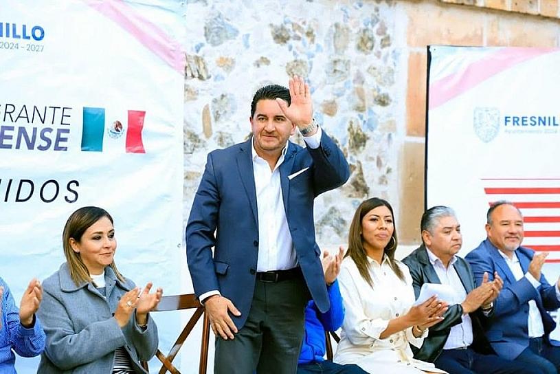 Ofrece 'Javo' Torres retener su salario para subsanar recurso robado