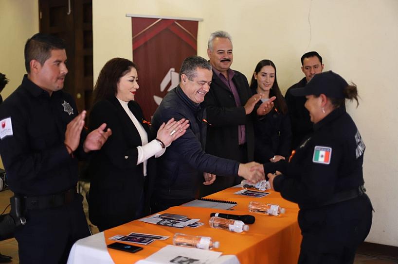 OFRECEN CAPACITACIÓN A MUJERES PARA PREVENIR AL VIOLENCIA 