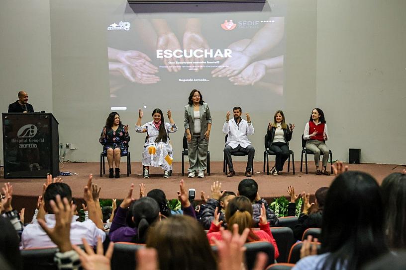 Ofrecen ciclo de conferencias sobre salud auditiva