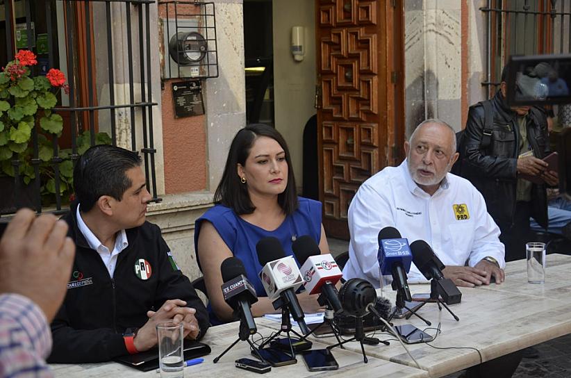 OPOSICIÓN VOTARÁ POR EL DESAFUERO