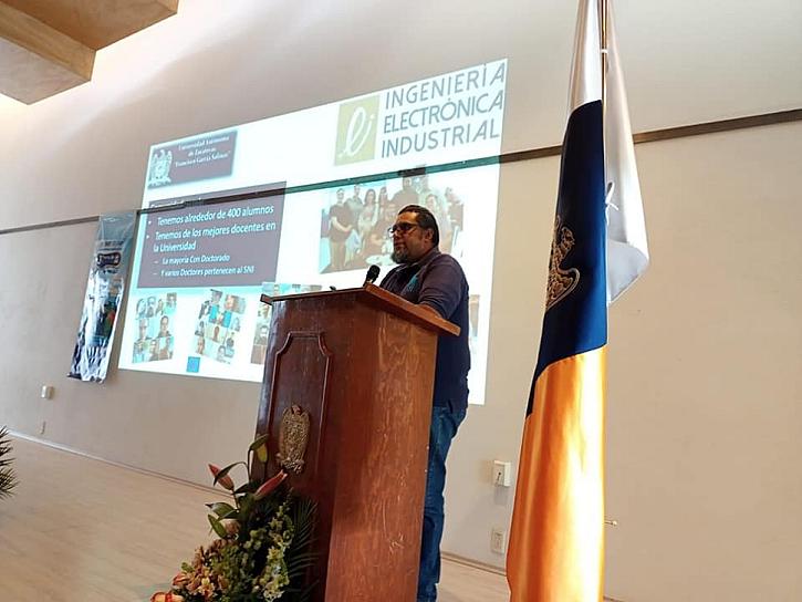 ORGANIZA UAZ TERCERA FERIA DE PROFESIONES