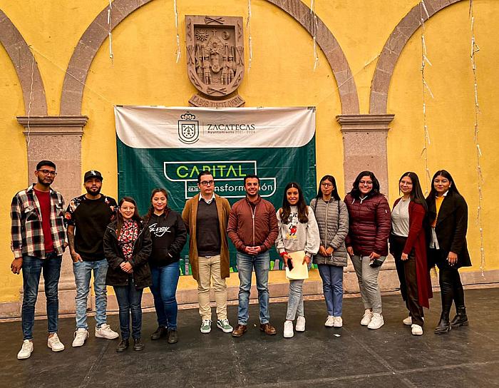 ORIENTAN A PRESTADORES DE SERVICIOS TURÍSTICOS