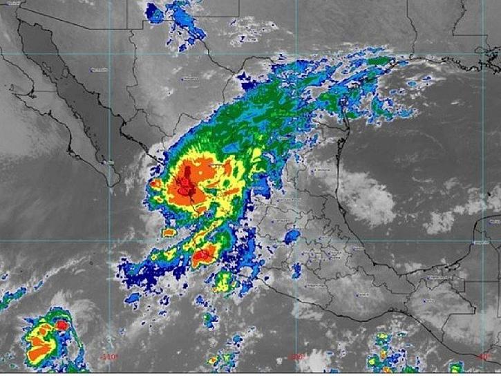 'ORLENE' TOCA TIERRA EN SINALOA COMO HURACÁN CATEGORÍA 1