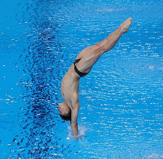 OSMAR CONSIGUE MEDALLA DE BRONCE EN TRAMPOLÍN INDIVIDUAL