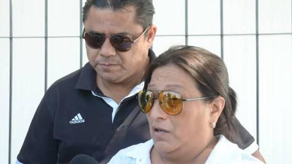 PADRES DE DEBANHI ESCOBAR PEDIRÁN SEGUNDO PERITAJE; JOVEN HABRÍA SUFRIDO AGRESIÓN SEXUAL
