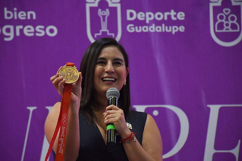 PAOLA ESPINOSA LLEGA A GUADALUPE PARA MOTIVAR A LAS MUJERES