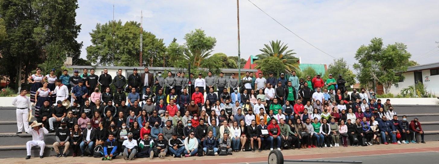 PARTICIPAN 210 PROFESORES EN EL PRIMER ENCUENTRO DEPORTIVO Y CULTURAL PARA DOCENTES