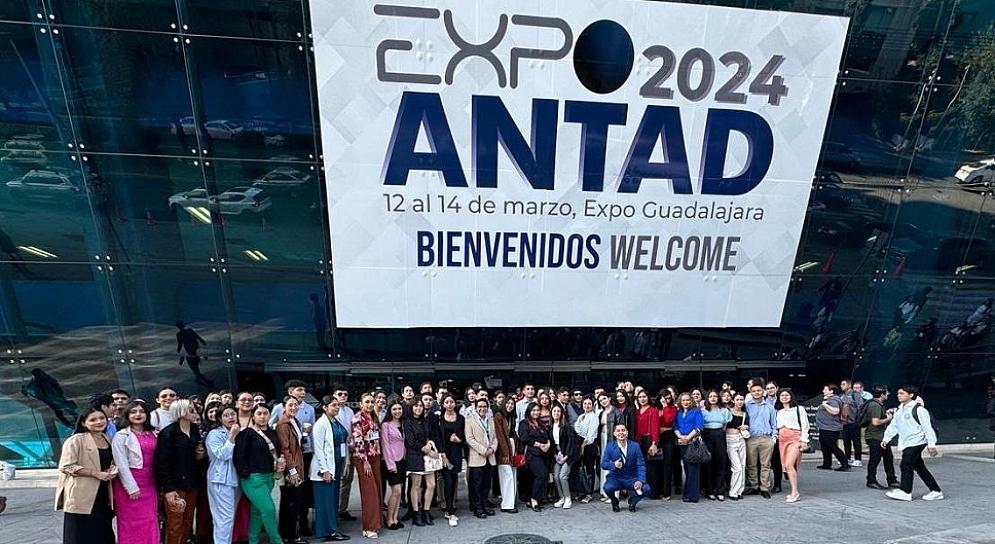 PARTICIPAN ALUMNOS DE UTZAC EN EXPO ANTAD GUADALAJARA 2024