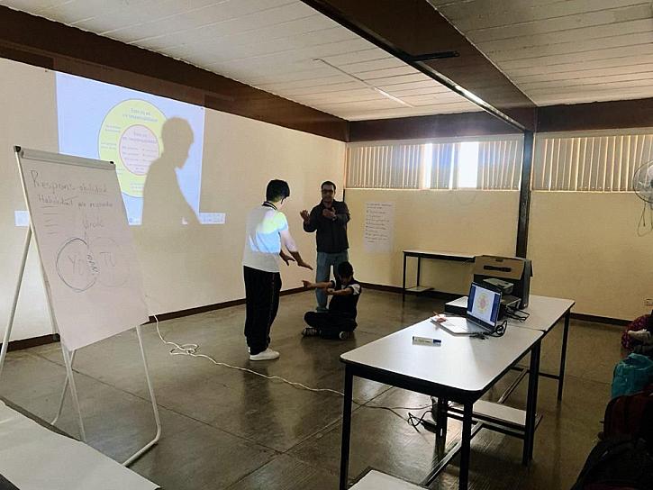 PARTICIPAN ALUMNOS EN TALLERES PARA PREVENIR LA VIOLENCIA EN EL NOVIAZGO
