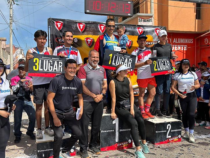 PARTICIPAN ATLETAS OLÍMPICOS EN LA CARRERA LLANTERA DEL CENTRO EN RÍO GRANDE