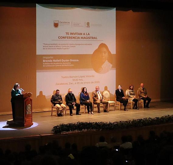 PARTICIPAN DOCENTES DEL COBAEZ EN CONFERENCIA MAGISTRAL 