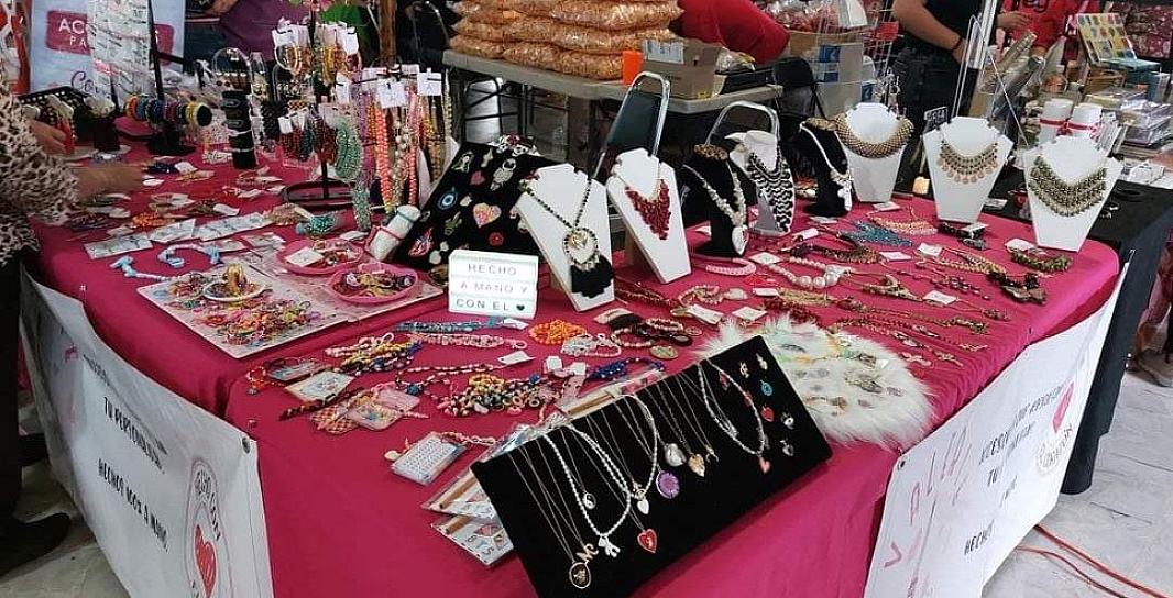 PARTICIPAN JÓVENES EN MERCADITO 2.0 PARA INCENTIVAR VENTAS