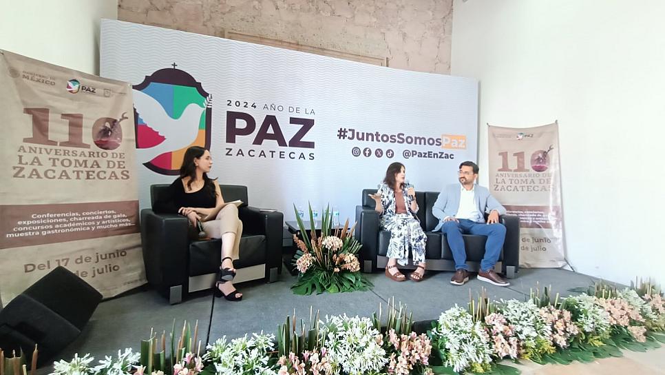PARTICIPAN MARGARITA VÁZQUEZ Y VEREMUNDO CARRILLO EN CONVERSATORIO DE LA REVOLUCIÓN MEXICANA