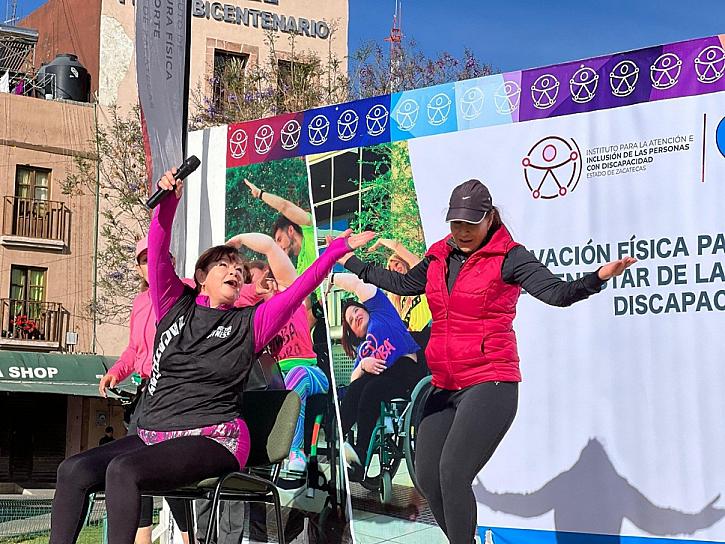 Participan más de 100 mujeres discapacitadas en activación física
