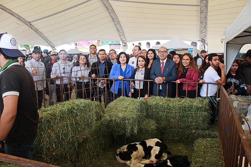 PARTICIPAN MÁS DE 10 MIL JÓVENES EN LA EXPO ORIENTA 2024