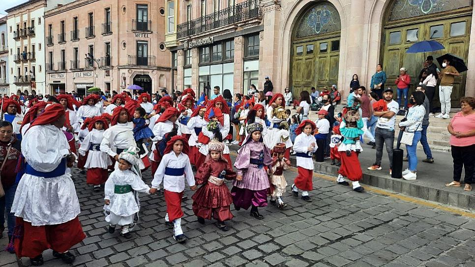 PARTICIPAN MÁS DE 25 MIL COFRADES EN LAS MORISMAS DE BRACHO