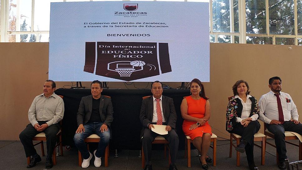 PARTICIPAN MÁS DE 300 MAESTROS EN PRIMER ENCUENTRO ESTATAL DE EDUCACIÓN FÍSICA 