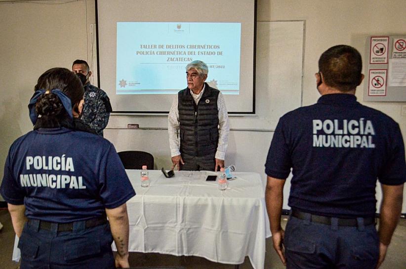 PARTICIPAN POLICÍAS DE VALPARAÍSO EN TALLER SOBRE DELITOS CIBERNÉTICOS 