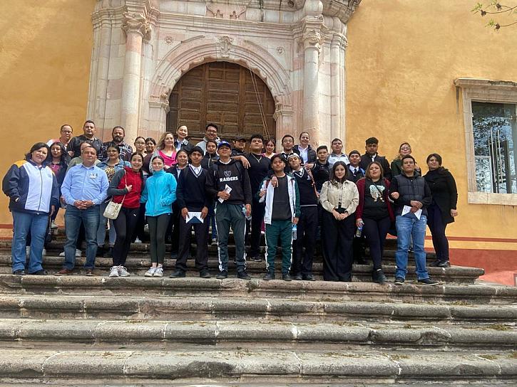 PARTICIPAN PRESTADORES DE SERVICIOS TURÍSTICOS EN TÉCNICAS DE ATENCIÓN A COMENSALES