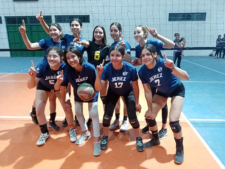 PATRONAS SE CORONAN EN EL VOLEIBOL FEMENIL DE JEREZ