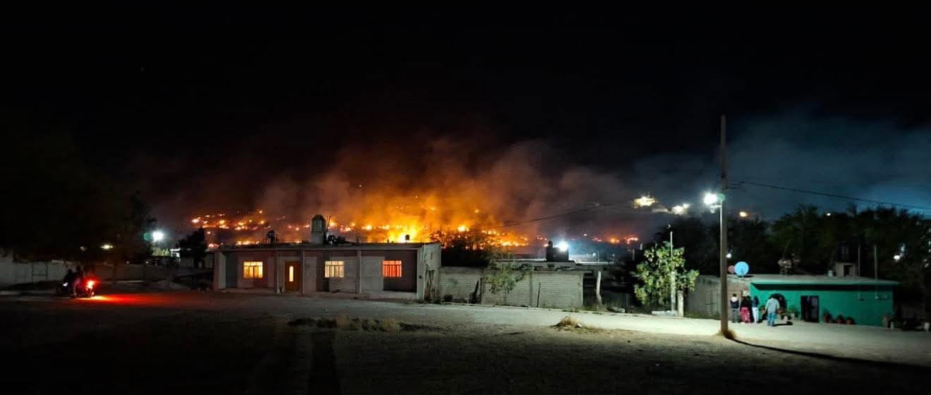 MOVILIZA INCENDIO A CORPORACIONES, VECINOS Y TRABAJADORES DEL AYUNTAMIENTO DE SAIN ALTO