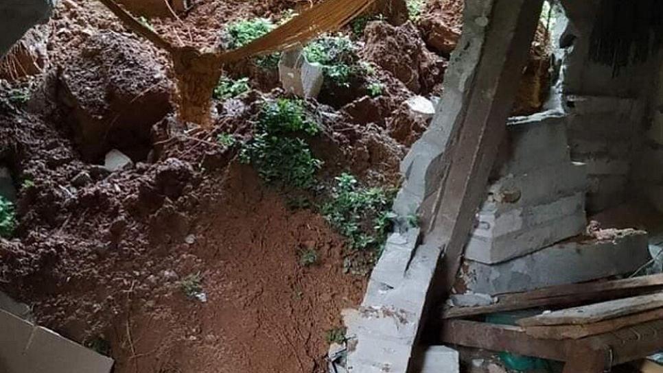 PEQUEÑA QUEDA SEPULTADA TRAS DESLAVE DE CERRO