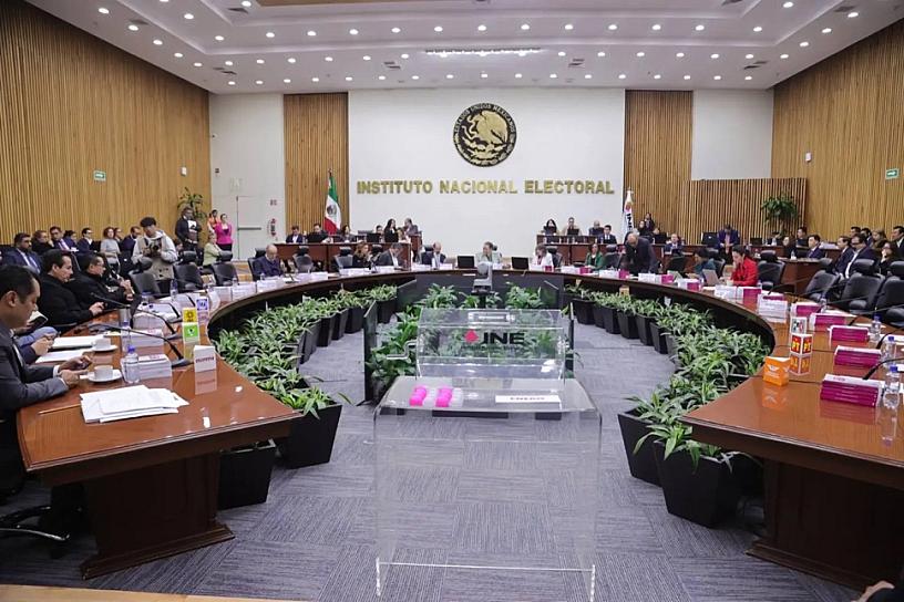 PERFILA INE MULTA POR MÁS DE 37 MDP A MORENA