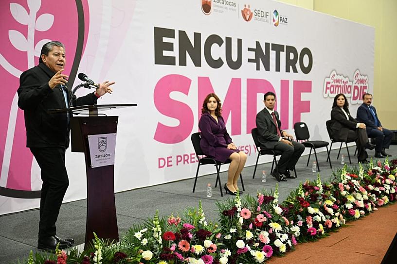 PIDE DMA A SISTEMA DIF A FORTALECER A LA FAMILIA 