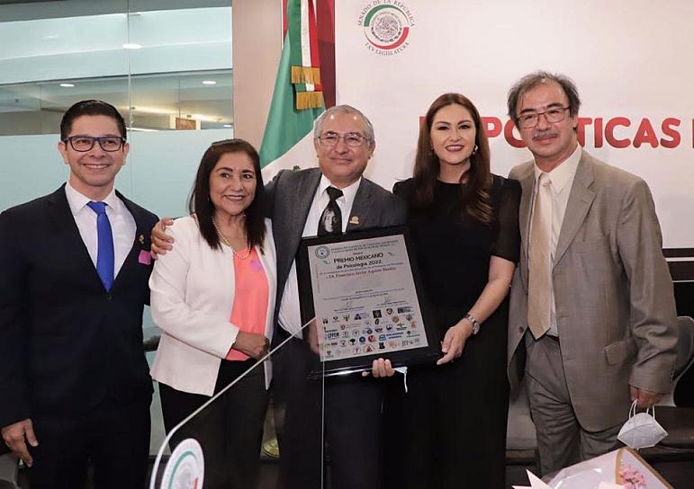 PIDE GEOVANNA BAÑUELOS ATENDER LA SALUD MENTAL EN MÉXICO