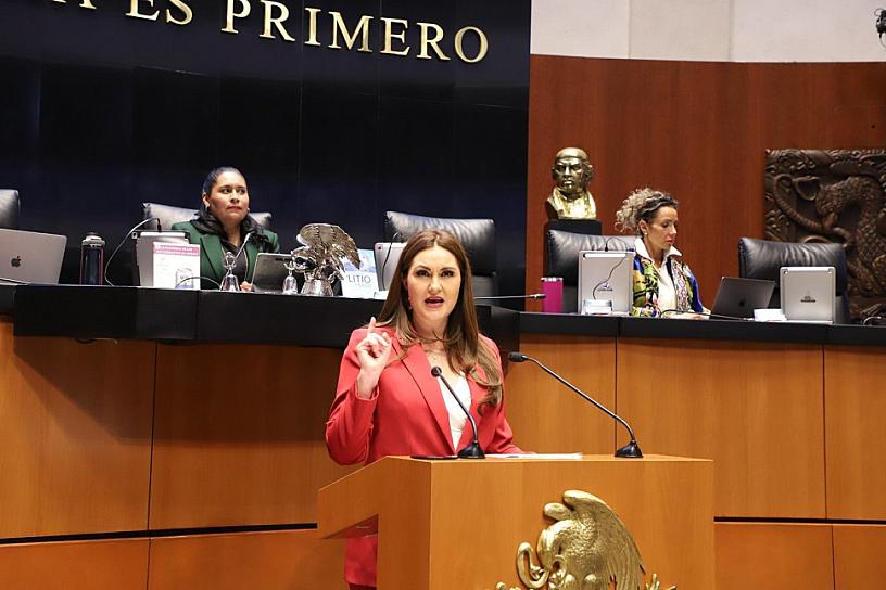 PIDE GEOVANNA BAÑUELOS LOCALIZACIÓN URGENTE DE ADOLESCENTES DE VILLANUEVA 